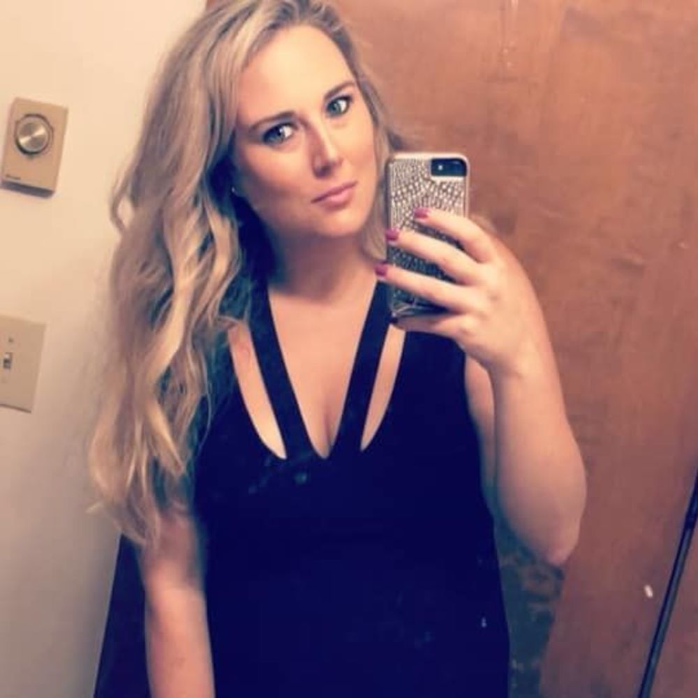 Meet your Posher, Ashley